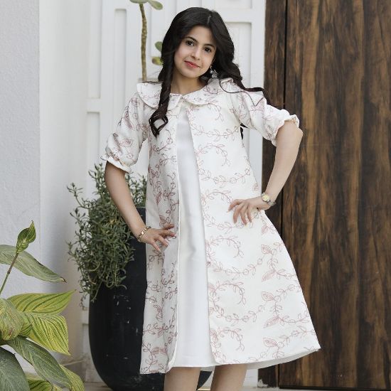 صورة طقم فستان بناتي قطعتين | جاكيت مطرز روز وفستان ميكادو - 1184